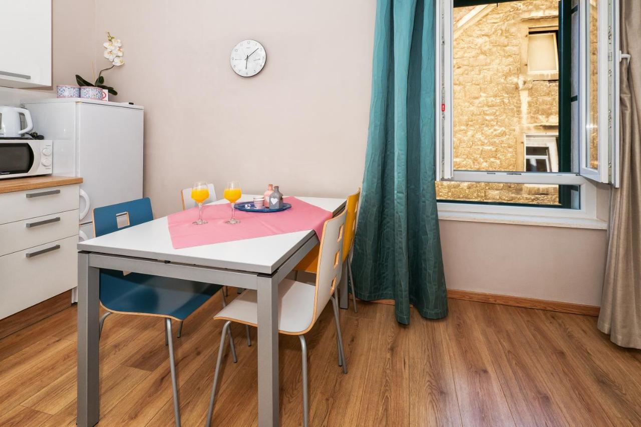 Apartment Queen Teuta In The Heart Of Split Historical Heritage מראה חיצוני תמונה