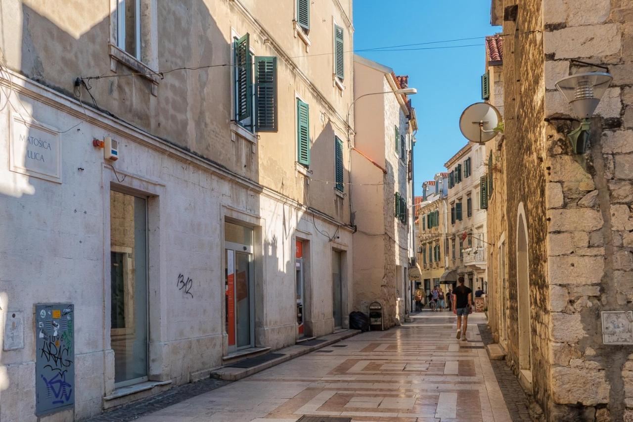 Apartment Queen Teuta In The Heart Of Split Historical Heritage מראה חיצוני תמונה
